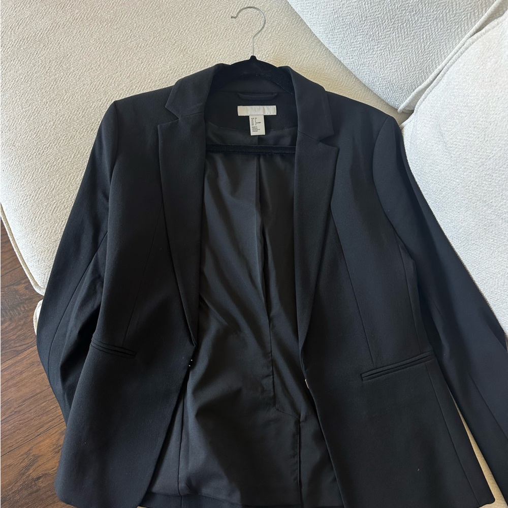H&M Elegant Black Blazer
